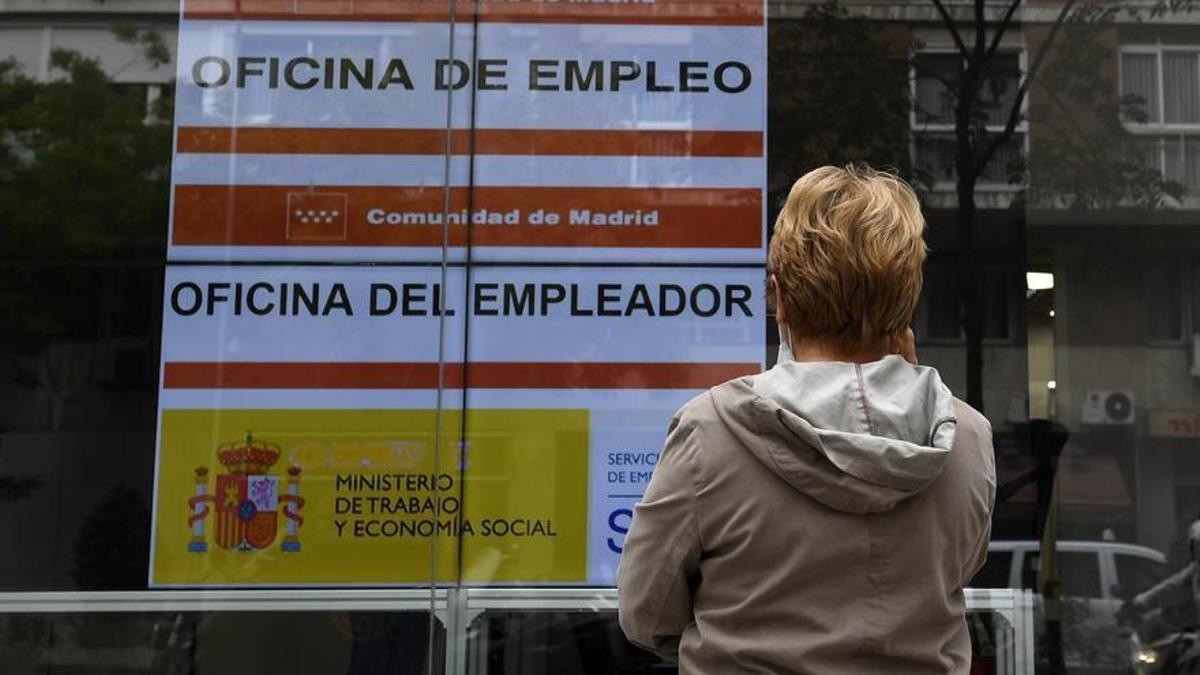 El SEPE confirma que estos desempleados estarán obligados a presentar la Renta desde este momento