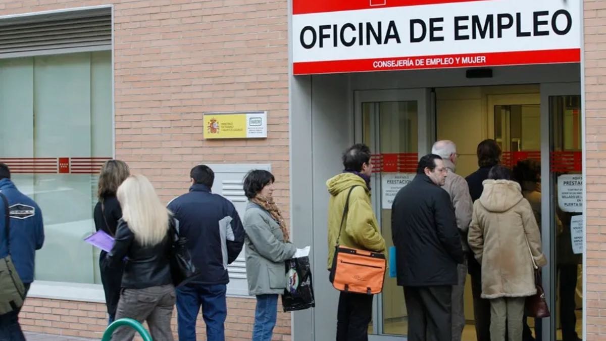 La ayuda de 480 euros del SEPE que puedes pedir tras agotar el paro y todos los subsidios solo hasta noviembre