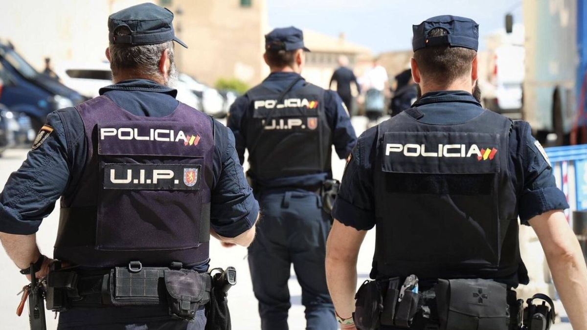 Jupol acusa a Marlaska de priorizar la jubilación de un alto cargo en lugar de la de los policías nacionales