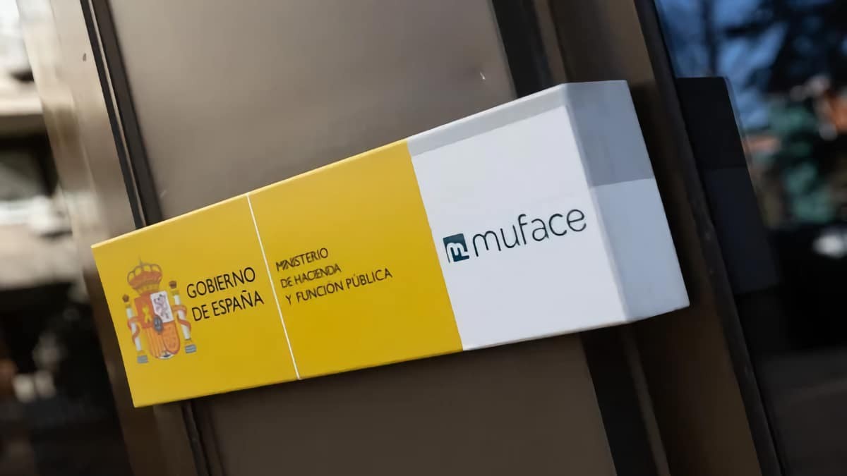 Muface se reúne con los sindicatos tras quedar desierta la licitación del concierto sanitario 2025