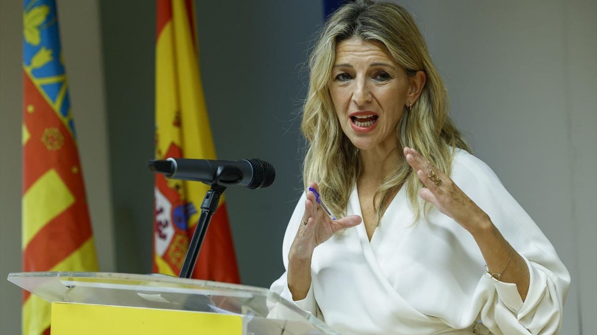 Yolanda Díaz anuncia nuevos permisos retribuidos sin pérdida de salario ni cotizaciones para los afectados por la DANA