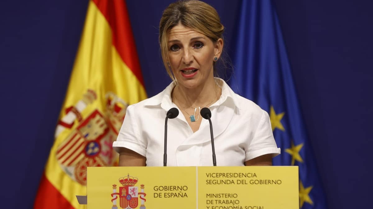 Así es el nuevo permiso laboral retribuido, con el 100% del salario y sin tener que devolver las horas a la empresa, para los afectados por la DANA