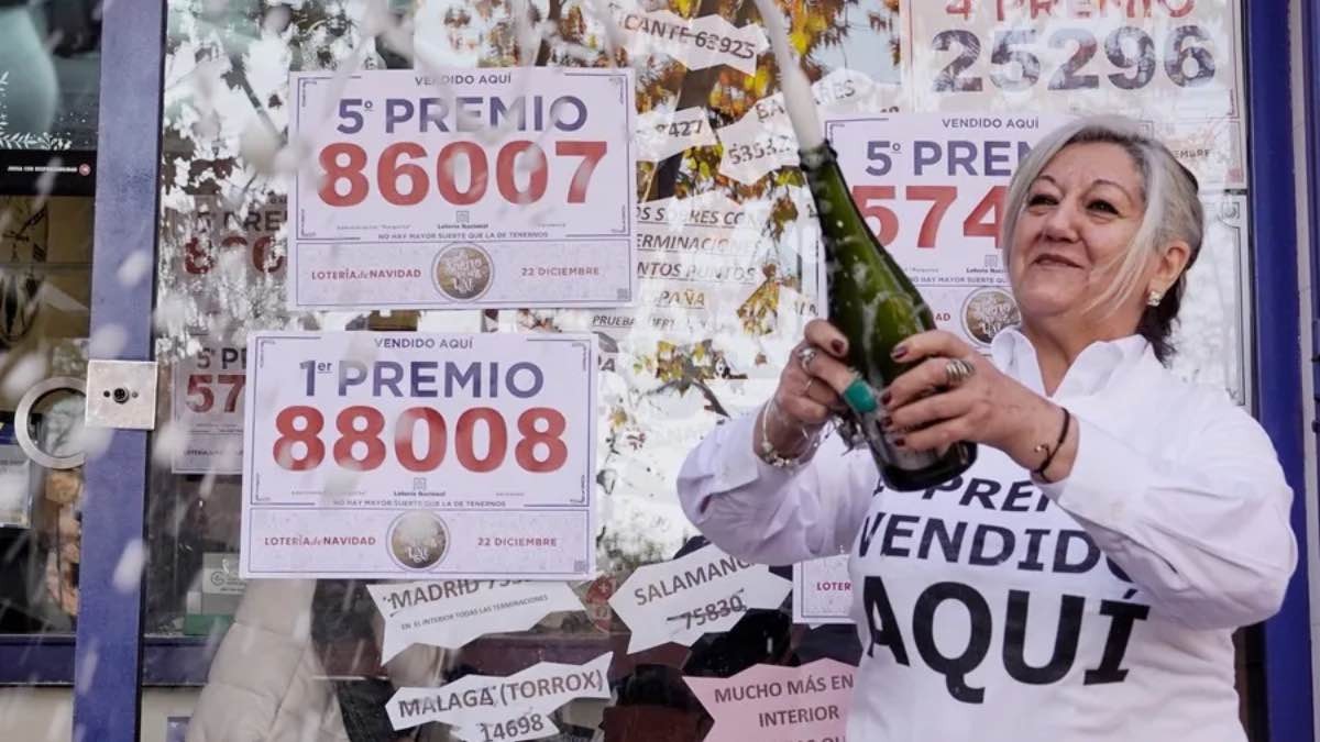 Cuánto dinero se queda Hacienda del Tercer Premio de la Lotería de Navidad 2024