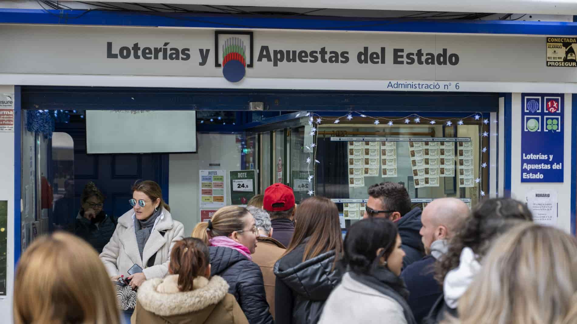 ¿Dónde se cobra el premio de la Lotería de Navidad si es inferior a 2.000 euros?