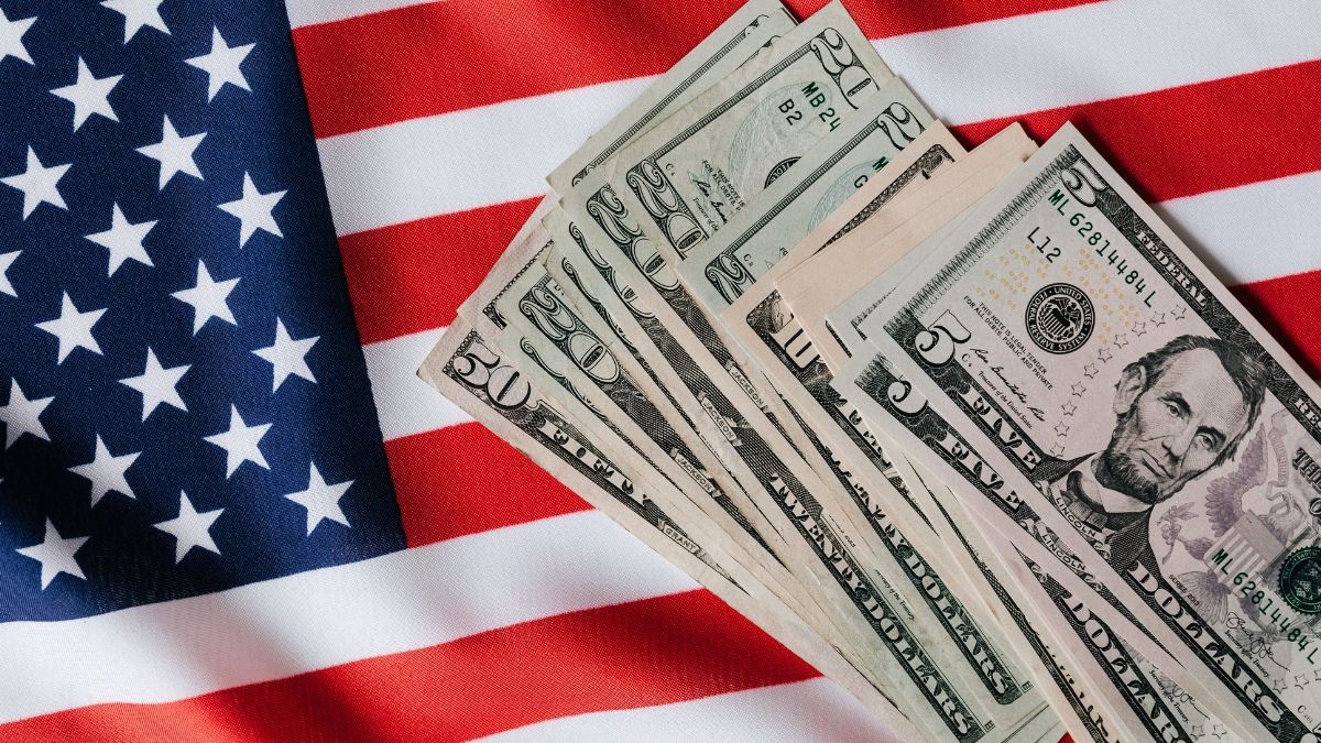 El salario mínimo en Nueva York subirá a partir de enero de 2025 y esto se va a cobrar ahora