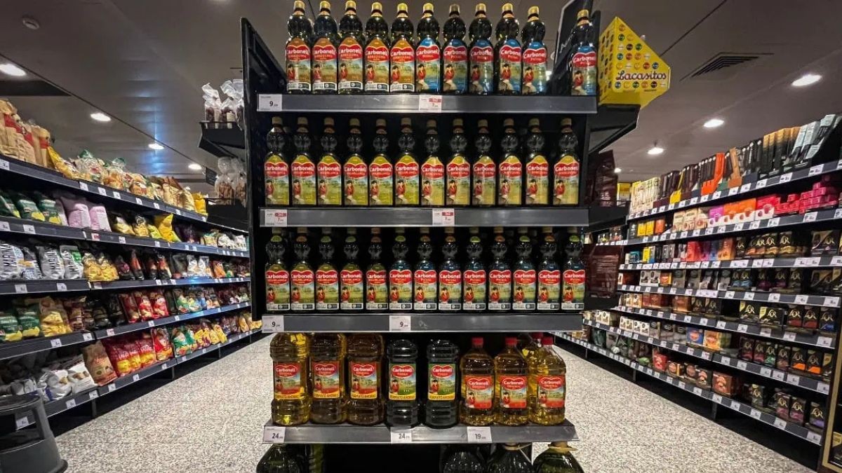 Alcampo baja el precio del aceite de oliva virgen extra Carbonell con un chollazo para terminar el año