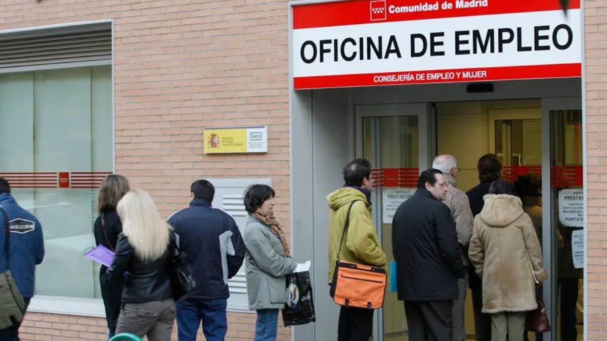 ¿Cuánto va a subir el subsidio para mayores de 52 años en 2025?