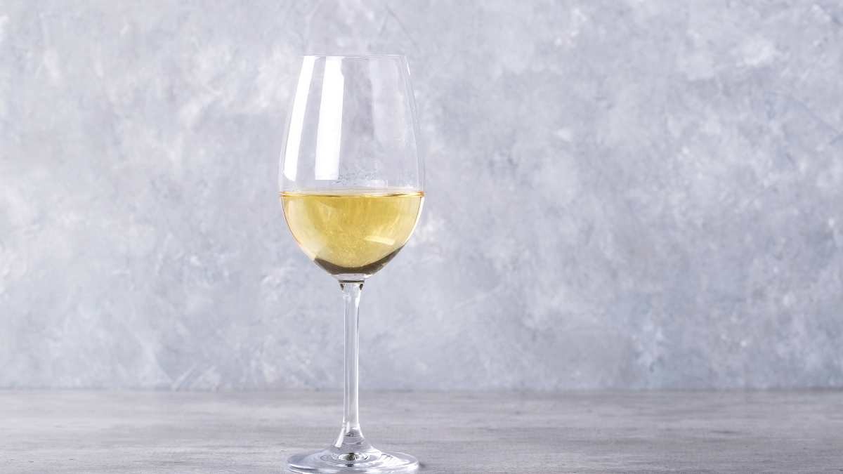 El mejor vino blanco gallego para combinar con el marisco y despedir el año que arrasa en Mercadona