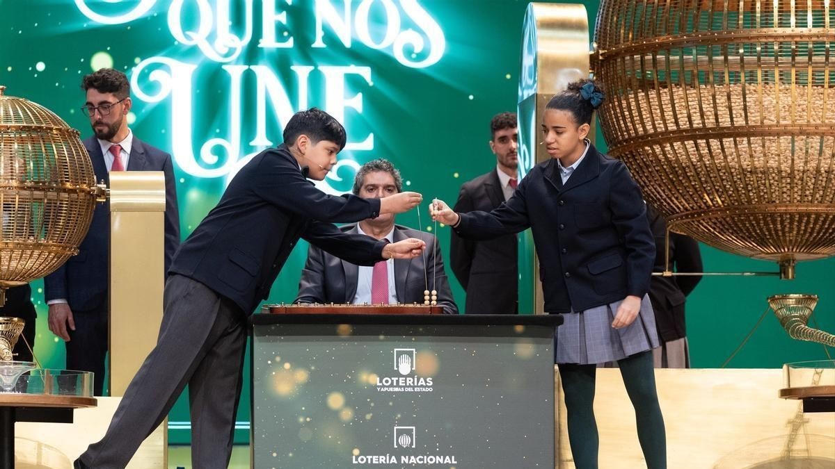 Cuánto dinero toca con las últimas cifras del segundo premio de la Lotería de Navidad