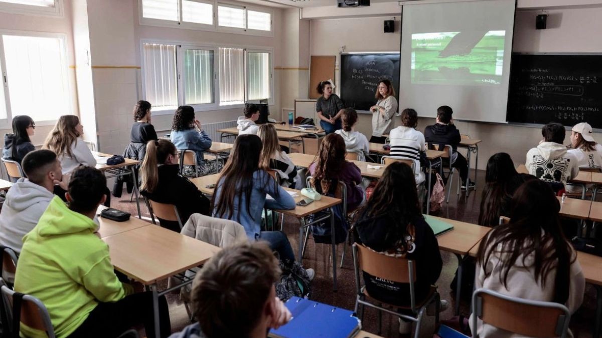 El SEPE ofrece nuevos cursos gratis para desempleados que quieran trabajar en colegios