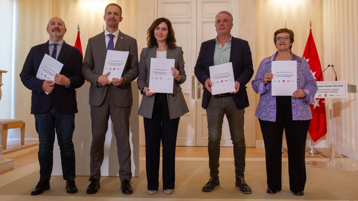 Estos funcionarios y personal laboral van a ver reconocida su carrera profesional gracias a un importante acuerdo