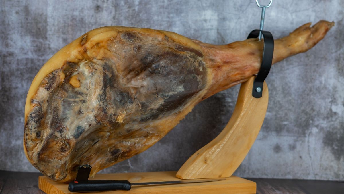 Carrefour rebaja el precio del jamón de bellota ibérico 100%: quedan pocos días
