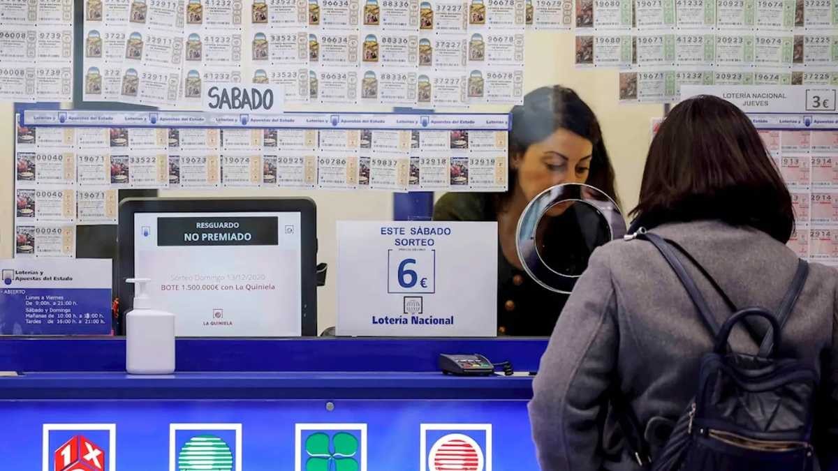 Una mujer presiente que va a ganar la lotería, sus familiares y amigos la acusan de ‘delirar’ y termina ganando un premio de 240.000 euros