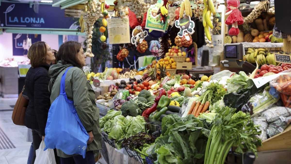 El IPC de noviembre se queda en el 2,4%: sube la inflación por la luz y los carburantes