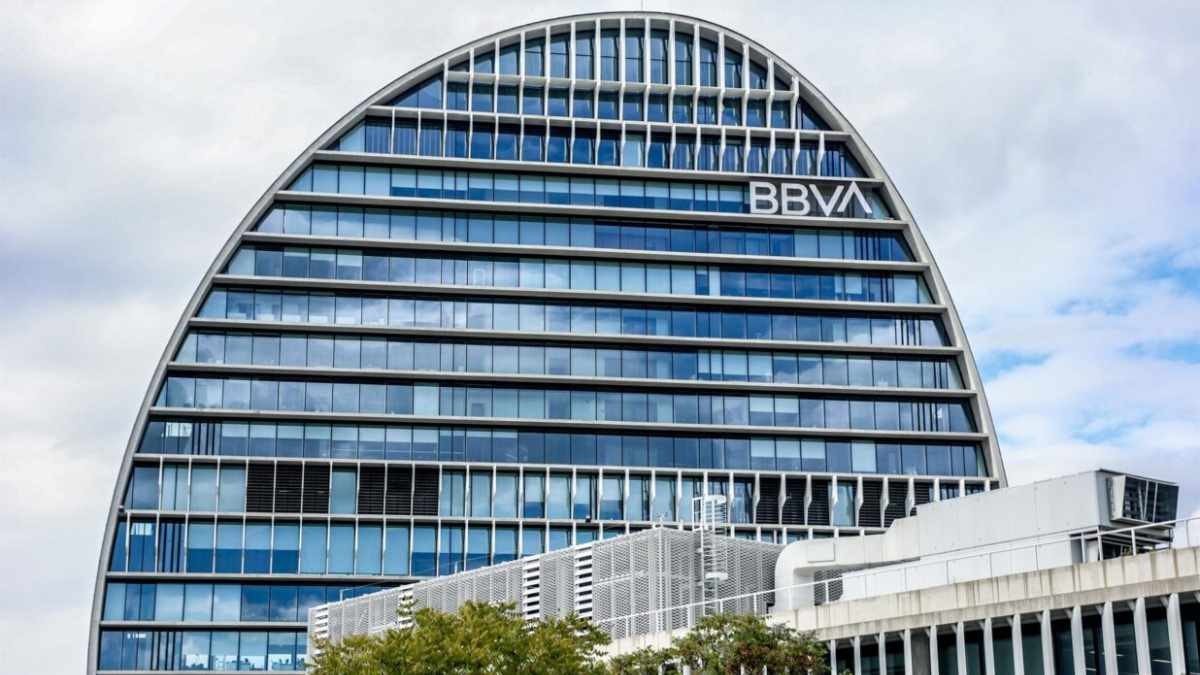La justicia se pone de parte de los clientes: condena a BBVA a devolver 4.902 euros a una víctima de ciberestafa