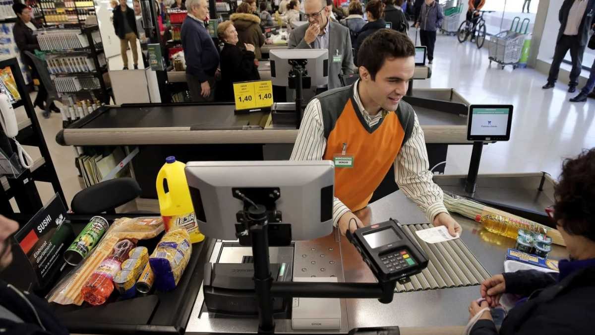 ¿Hasta qué hora abren los supermercados el 24 de diciembre?