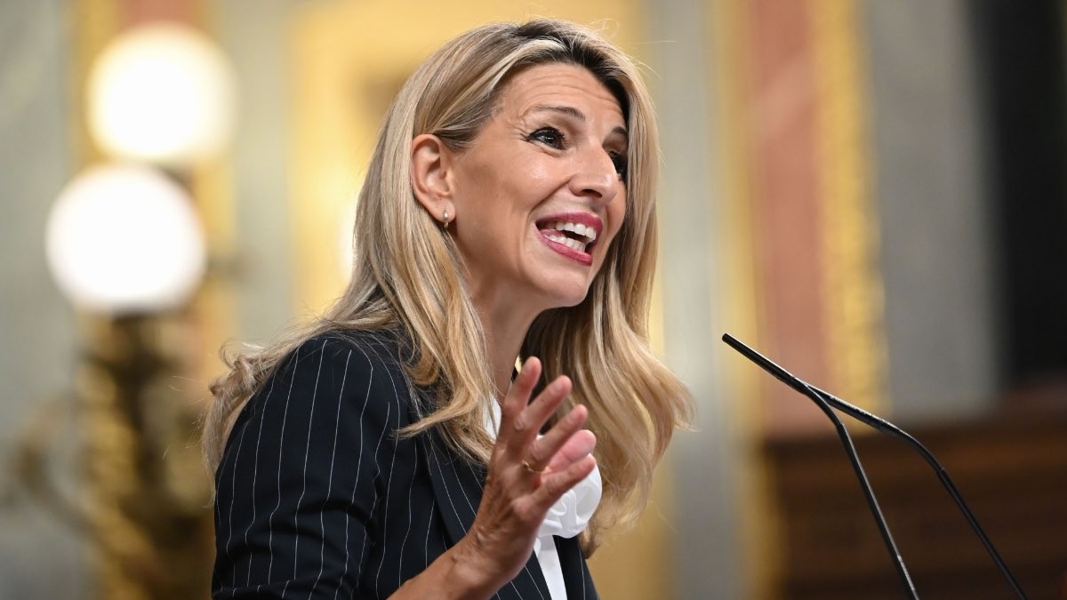 Trabajo seguirá negociando el SMI pero deja claro que la subida de la patronal del 3% “no es adecuada”