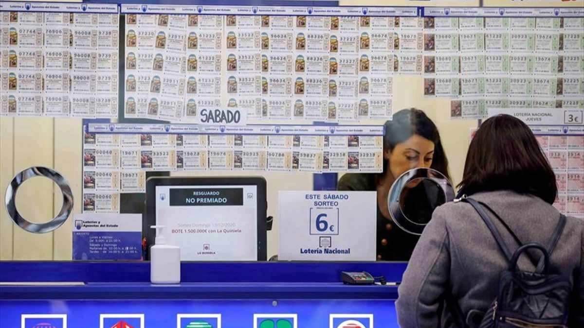 Una mujer que no tenía dinero para pagar una casa gana 20 millones de euros en la lotería y ahora no sabe qué hacer con el premio