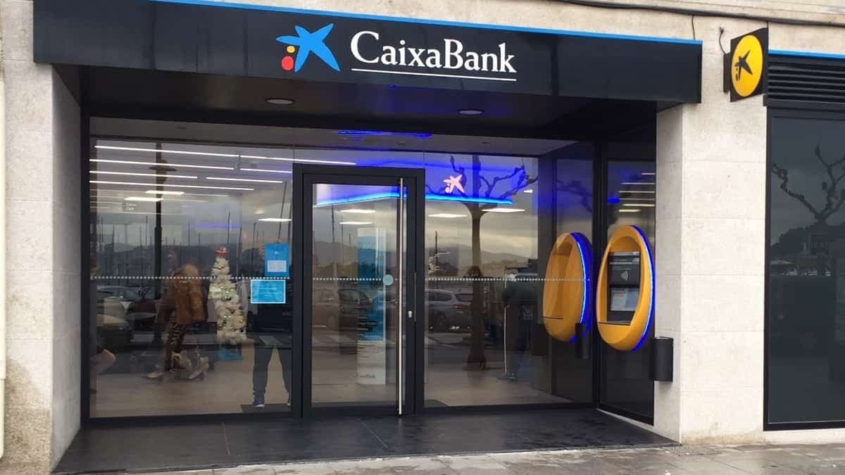 CaixaBank regala una televisión Samsung y hasta 400 euros en dinero en efectivo si cumples este requisito