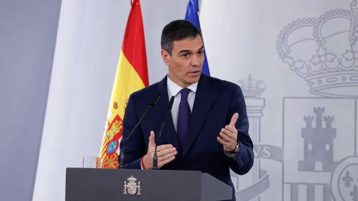 Pedro Sánchez lanza un duro mensaje al PP: les acusa de causar “dolor social” y de que los jubilados no sepan qué pasará con su pensión
