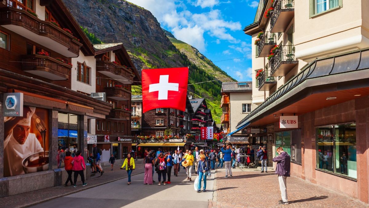 La beca de 25.000 euros para estudiar en Suiza: sólo piden un requisito