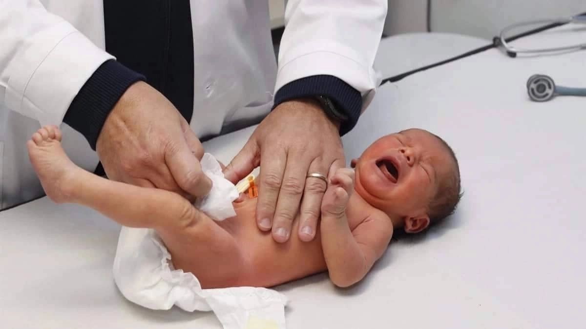 La Seguridad Social concede una ayuda de 1.000 euros para los padres con hijos menores de 17 años que cumplan este requisito