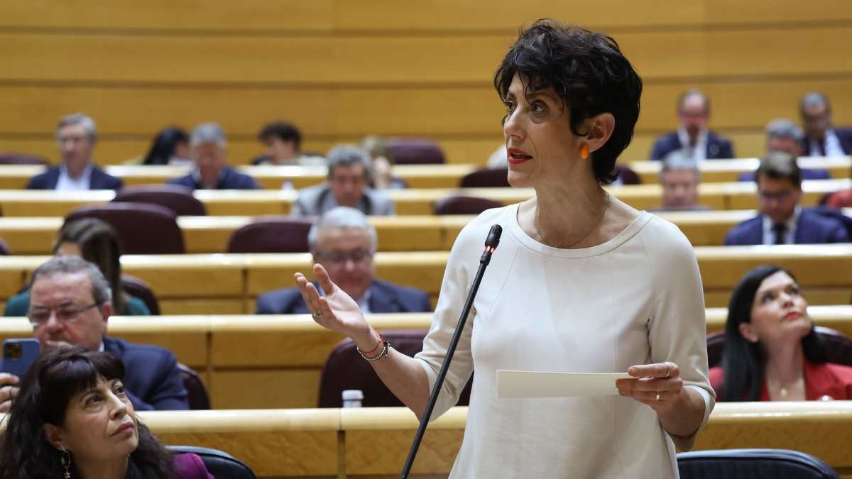 Elma Saiz asegura que “la inversión social no es un gasto” sino una forma de garantizar que las personas tengan acceso a educación, sanidad, empleo o vivienda