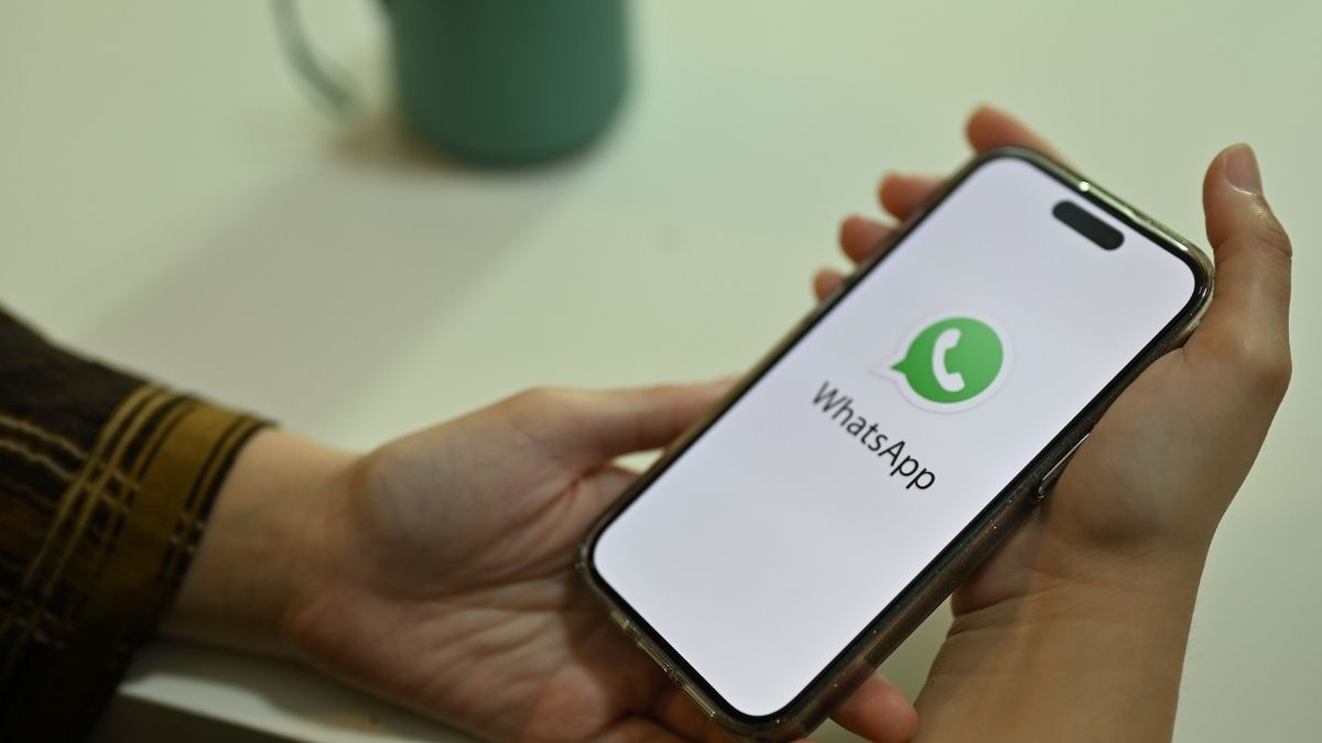 Desactiva en un segundo esta función de WhatsApp y evitarás el 90% de las estafas bancarias