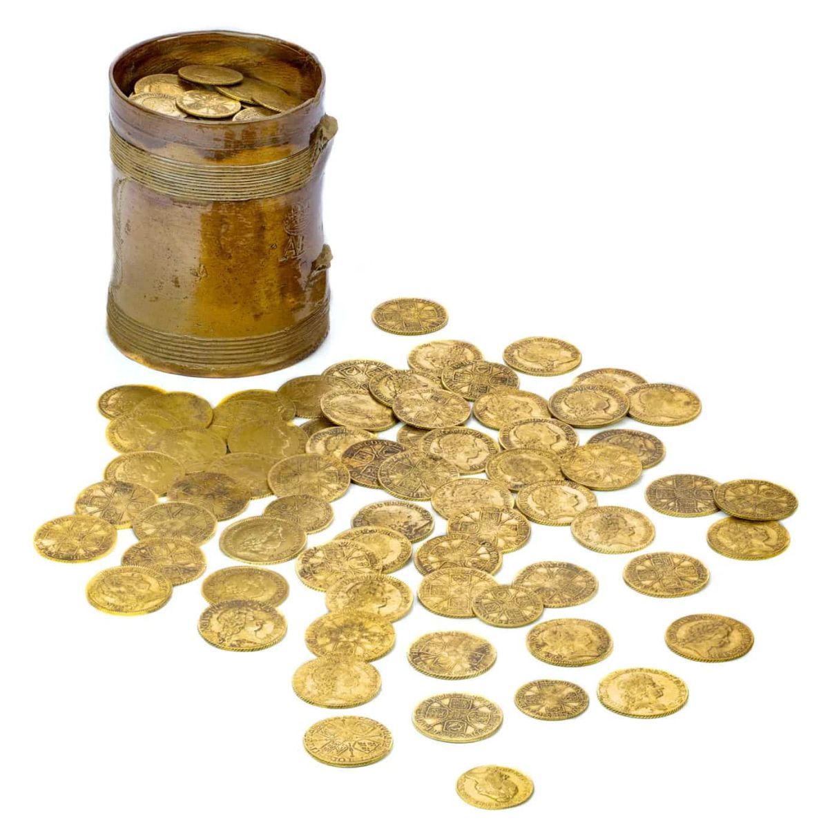Moneda de oro encontradas en la vivienda reformada