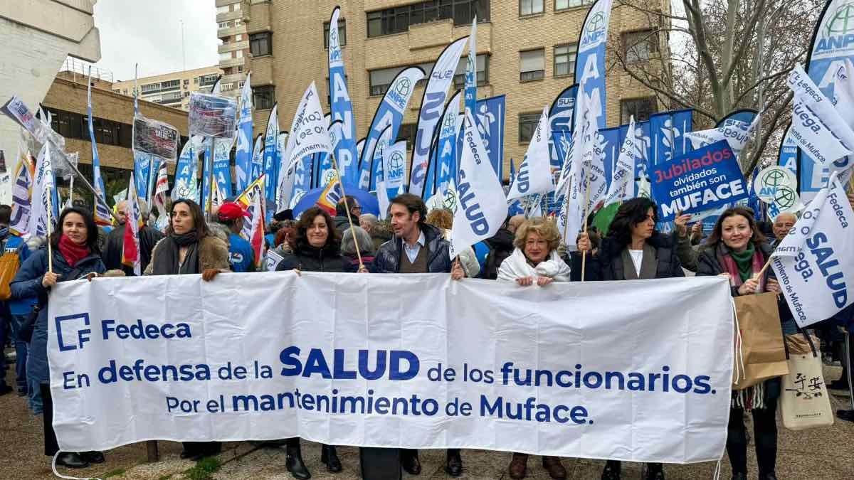 Nuevas movilizaciones por Muface: la Plataforma Intersindical frente al colapso sanitario se concentrará del 18 de febrero al 18 de marzo