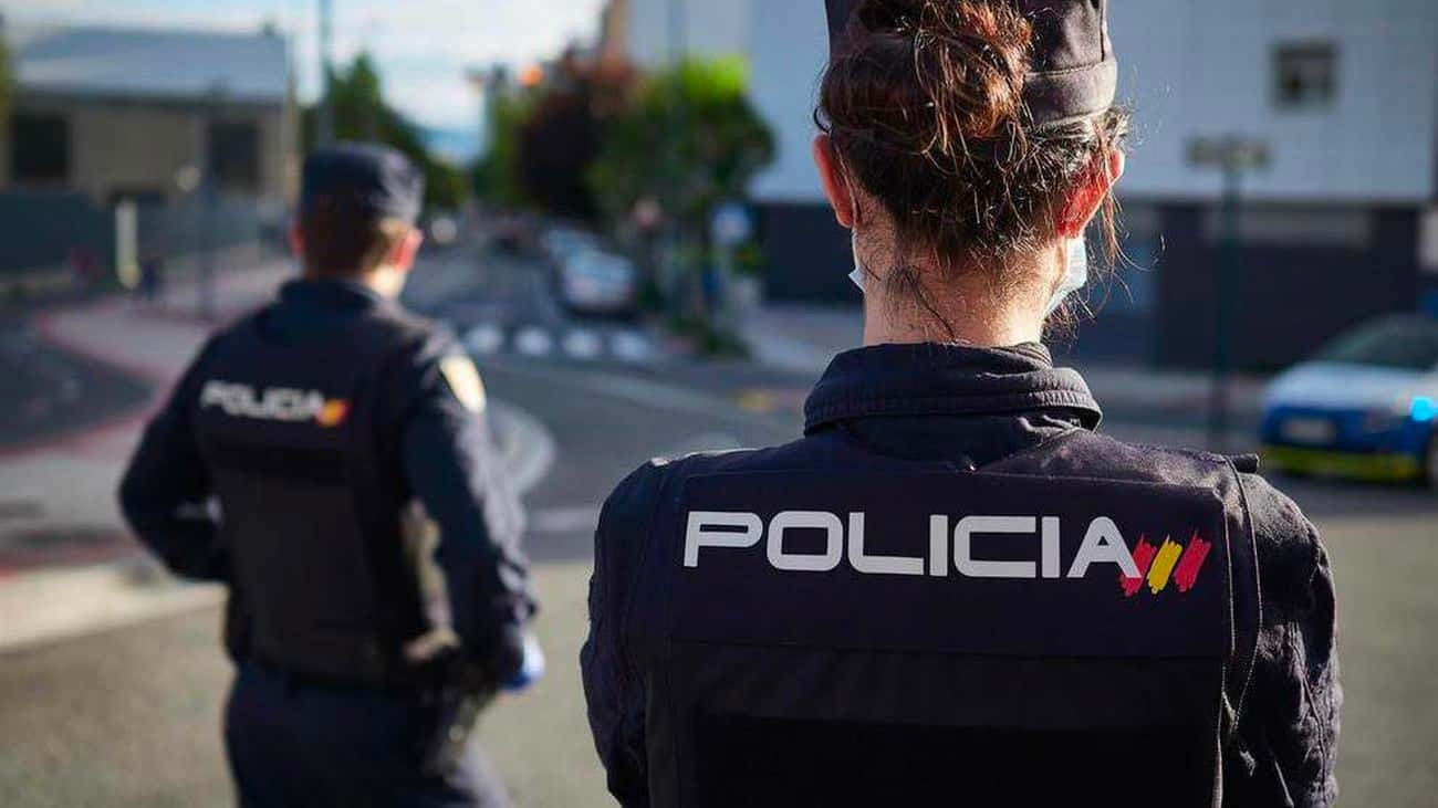 La Policía Nacional pide que la altura mínima sea la misma para el Ejército y la Guardia Civil