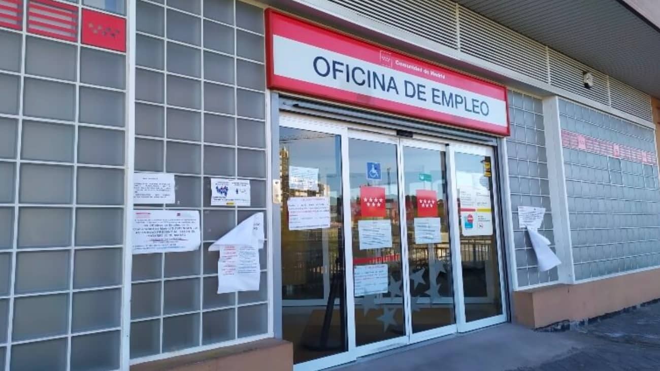 Cómo pedir el certificado de IRPF de las prestaciones por desempleo por ERTE al SEPE
