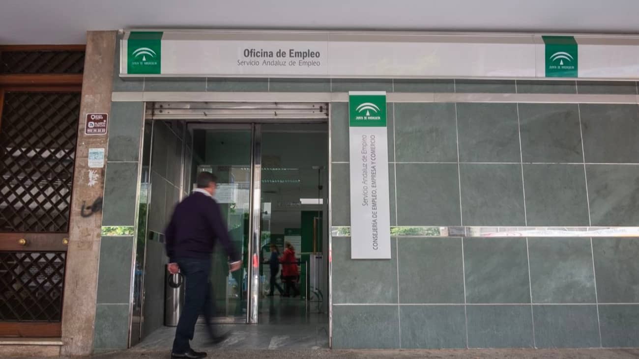 La Junta de Andalucía a través del SAE publica 827 ofertas de empleo