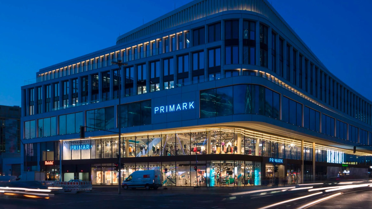 Primark lanza nuevas ofertas de empleo en el mes de abril con sueldos de 1.250 euros