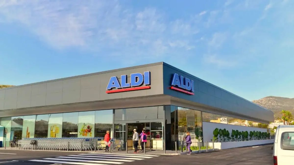 El nuevo robot aspirador ‘low cost’ de Aldi que promete hacer maravillas en tu hogar