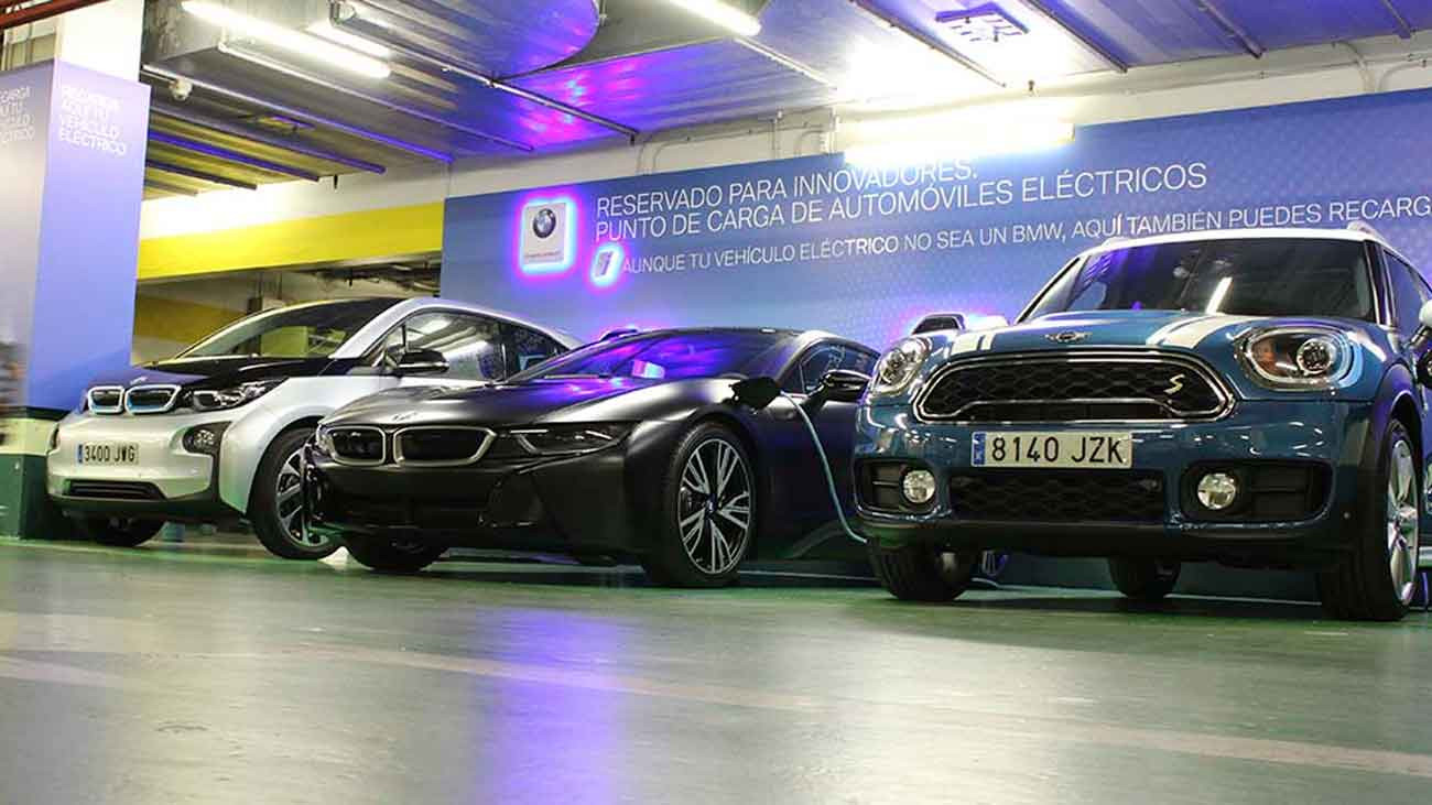Vehículos eléctricos: por qué comprar uno y sus diferencias con los tradicionales