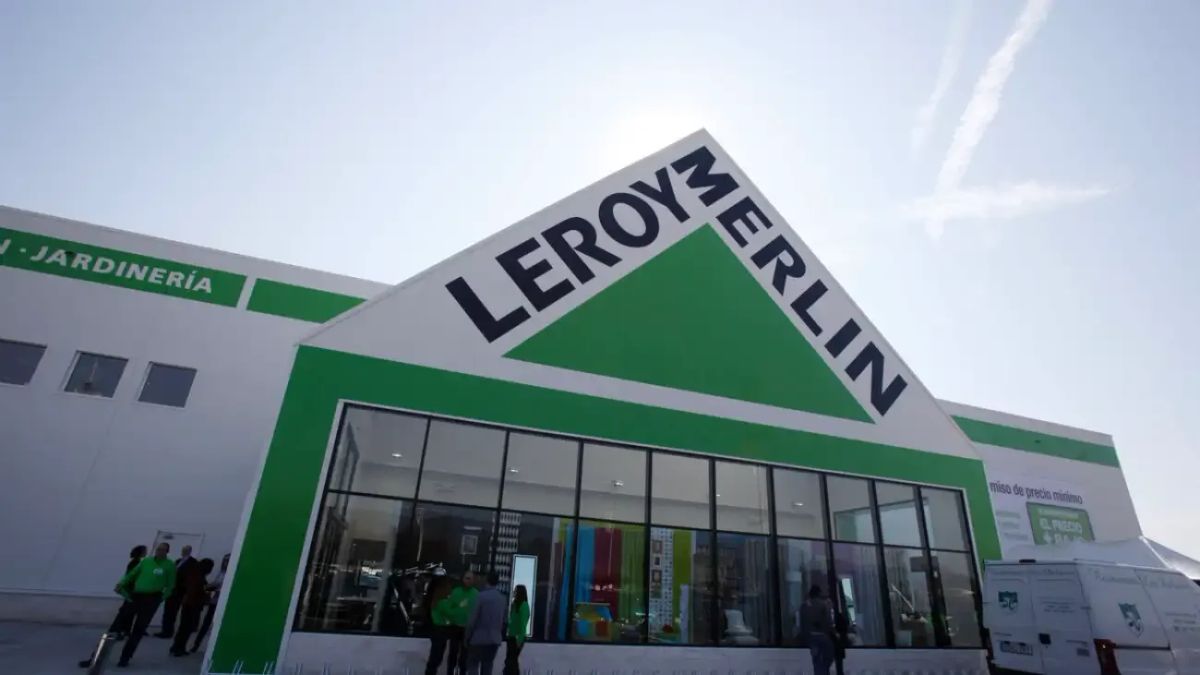 Leroy Merlin inicia su campaña de verano buscando personal y publicando 2.200 vacantes