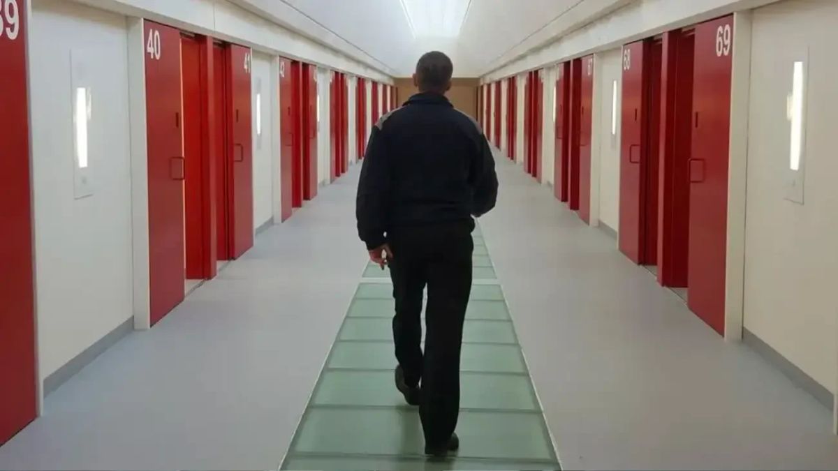 El BOE convoca 900 plazas para ayudantes de instituciones penitenciarias