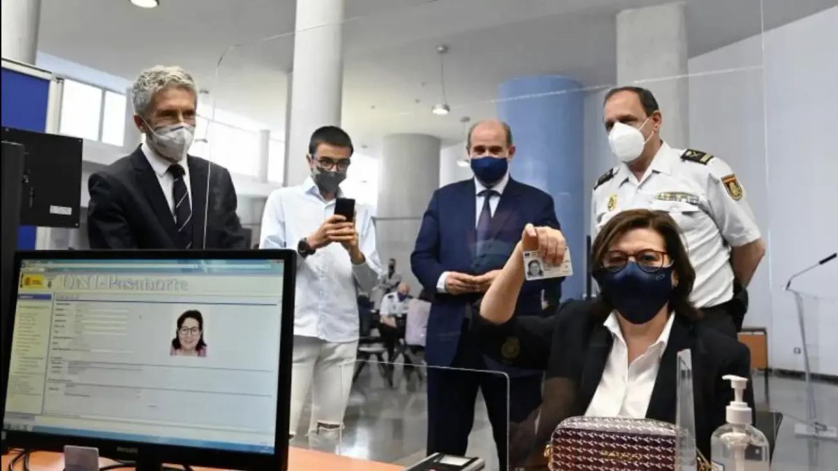 Cómo conseguir el nuevo DNI europeo obligatorio en España