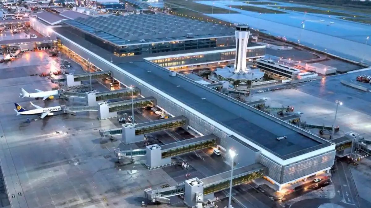 El Aeropuerto de Málaga busca personal para trabajar en sus tiendas
