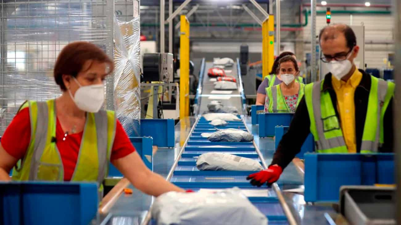 Cómo entrar en la bolsa de Correos: requisitos y sueldo
