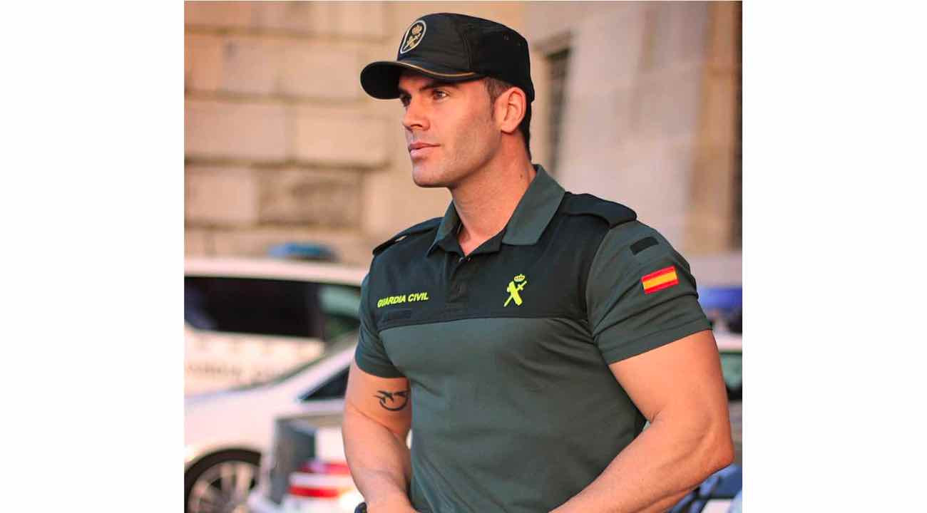 Guardia Civil tatuado