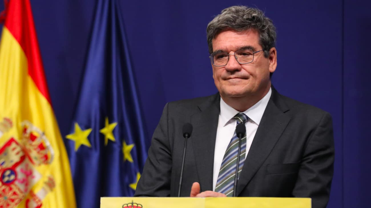 Escrivá ordena bajar las pensiones o trabajar más