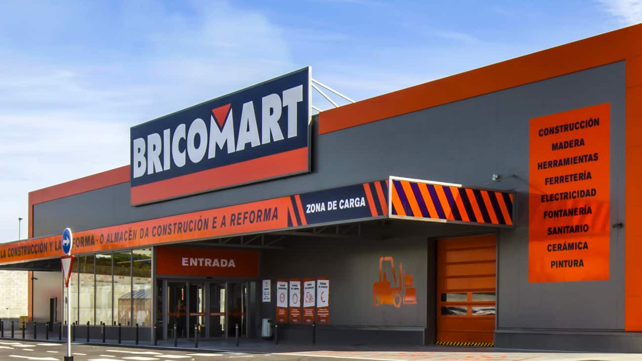 Bricomart publica más de 220 ofertas de empleo con sueldo de 1.191 euros