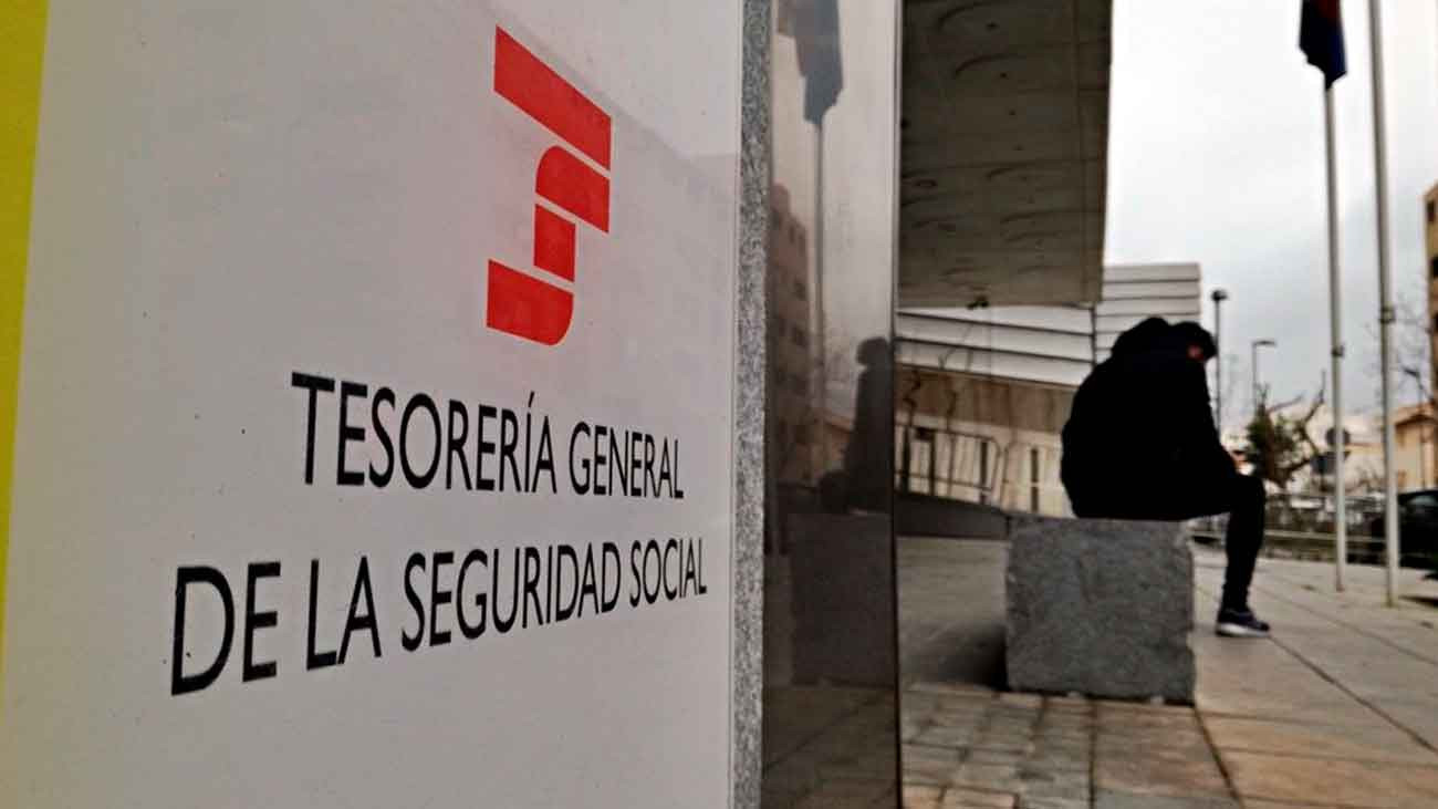 La Seguridad Social avisa: Estos trabajadores deben jubilarse obligatoriamente a los 65 años
