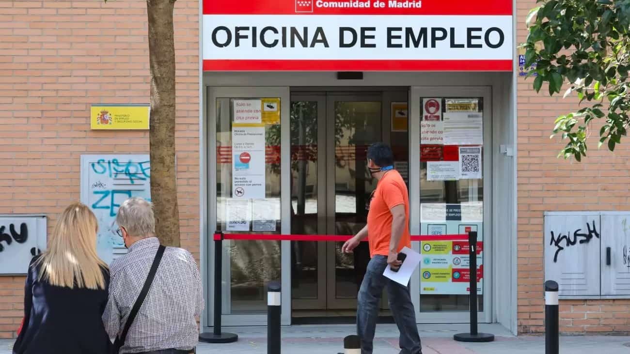 El SEPE explica quien tiene derecho a percibir el subsidio de la RAI de 451 euros al mes