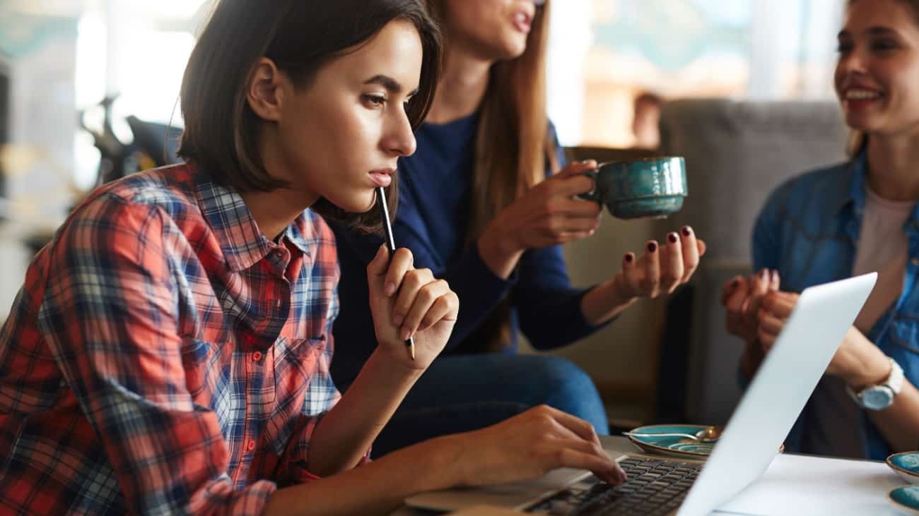Labora y el SEPE ofrecen 51 nuevos cursos gratis y online en la Comunidad Valenciana