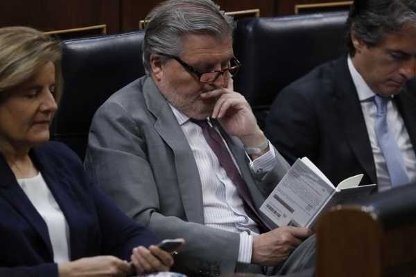número cargos políticos España