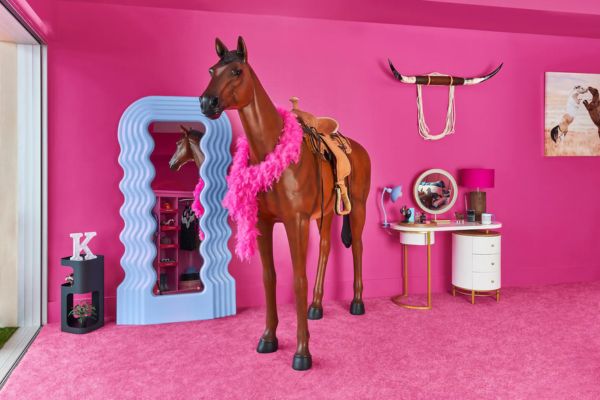 Caballo decorativo de la mansión de Barbie