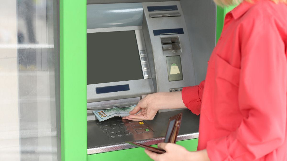 Pago en el cajero de los impuestos como autónomos